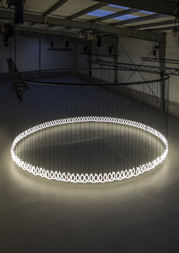 Light Sculpture 'Chain Reaction'
